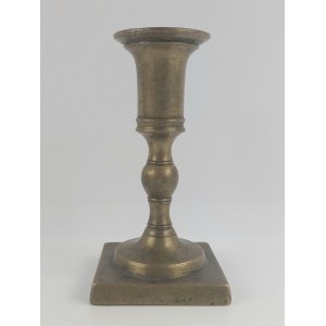 Kerzenständer, Messing, 19./20. Jahrhundert.
