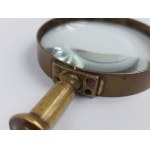 Vergrößerungsglas mit Perlengriff