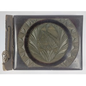 Album in a wooden binding with an image of a Highlander, Zakopane, 1931.