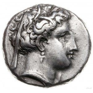 stater, 340-330 pne; Aw: Głowa Demeter w welonie w praw...