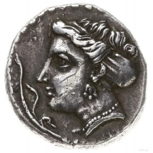 drachma, 360-320 pne; Aw: Głowa nimfy Sinope w naszyjni...