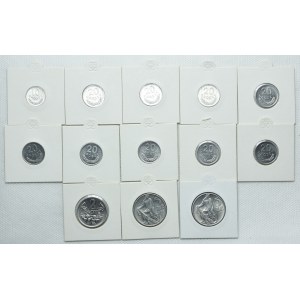 Zestaw PRL, 10 groszy, 20 groszy, 2 złote Jagody, 5 złotych Rybak 1977 -1985 (13 sztuk)