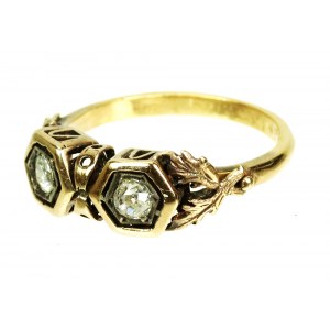 Gold ring with diamonds (21)