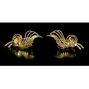 Gold earrings with diamonds (112)