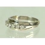Gold ring with diamonds (83)
