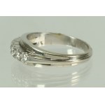 Gold ring with diamonds (83)