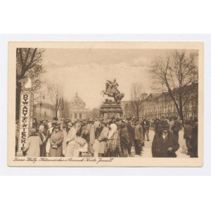 Lviv - Monument to King John III (1162)