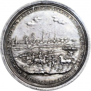 R-, August III Sas, Medal powrót Torunia i Prus do Polski 1754 r, srebro 51m, rzadki