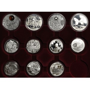11 sztuk, kompletny rocznik lustrzanek 10 i 20 złotych 2001