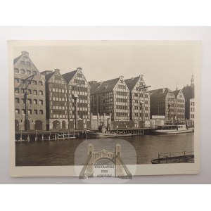 Danzig, Danzig, Motlaw, granaries, circa 1940.