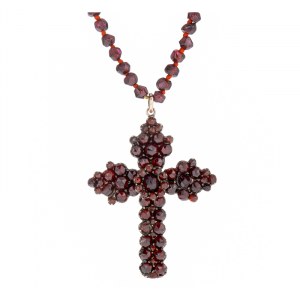 Collana a croce, anni 1950-60.