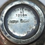 Srebrny zestaw solniczka i pieprzniczka, J Gloster Ltd., Anglia, Birmingham, 1930