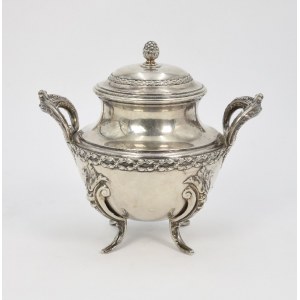 Sugar bowl with two handles, with lid