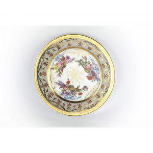 Porcelain plate