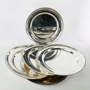 lot of 5 800/1000 silver chargers