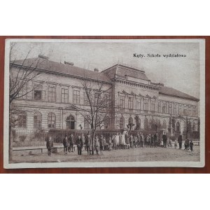 Škola Kęty.Faculty
