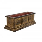 A LACQUERED AND GILT WOOD CHEST
