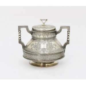 Antip KUZMICHIEV (active 1856-1897), Double-necked sugar bowl with lid