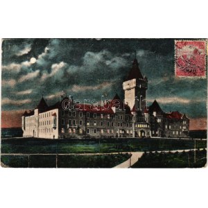 1917 Hajmáskér, Cs. és kir. tüzérségi lövőiskola, parancsnoksági épület este (EK)