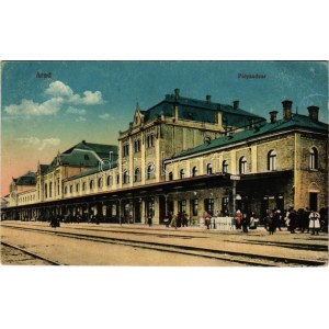 1916 Arad, pályaudvar, vasútállomás. Vasúti levelezőlapárusítás 77-1916. / railway station (EK...