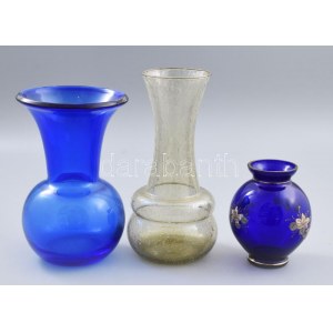 3 darab antik váza: közte Parádi, közte hutaüveg, kis kopással, m: 11,5-21 cm