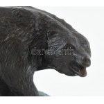 Jelzés nélkül: Grizzly medve. Öntött, patinázott bronz, m: 13 cm