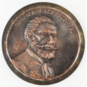 SZJ jelzéssel: Orbán Balázs 1829-1890. Formára préselt bronzlemez, bronz tálra cinezve, kopással, d: 18...