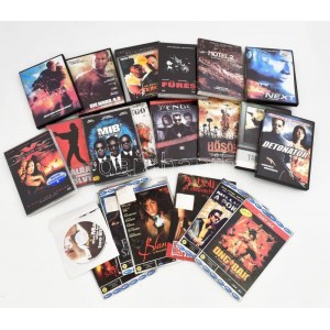22 db régi műsoros DVD. Változó állapotban.