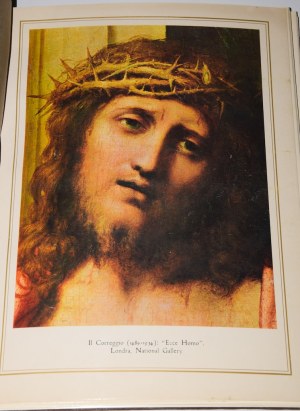 Album with images of Jesus Christ