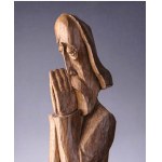Polski rzeźbiarz, Modlący się