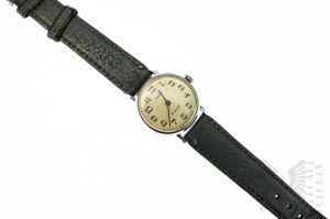 Women's Zaria 19 stone watch, Made in USSR