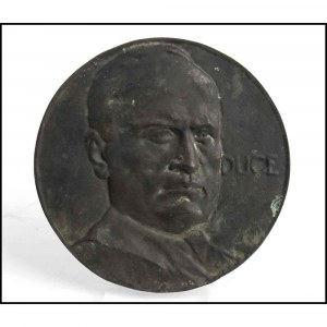 Tondo with portrait of Benito Mussolini