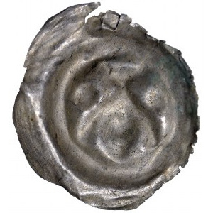Pomorze, Brakteat II połowa XII wieku - głowa pod łukiem