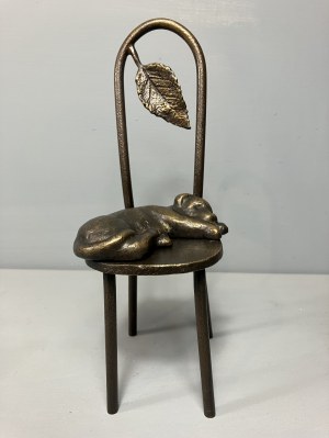 Krzysztof KIZLICH (ur. 1953), Dog on chair, 2023