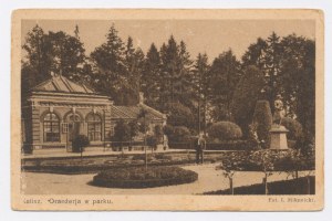 Kalisz - Oranžerie v parku (333)