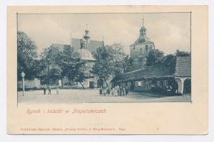 Niepołomice - Market Square and church (899)