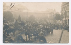 Warsaw - Funeral procession of the fallen in 1926 Theatre Square. Photo: M. Fuks (1601)