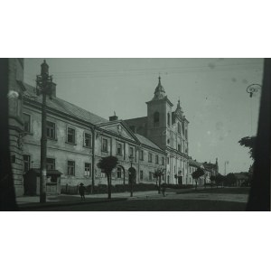 Janusz Edward, Bild gestiftet von Herrn Konrad Fijołek, Präsident der Stadt Rzeszów, aus der Fotogalerie der Stadt Rzeszów, Ansicht der Straße 3go Maja.