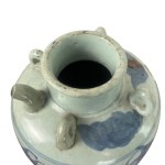 Ancient Chinese maiolica vase