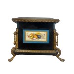 Important casket