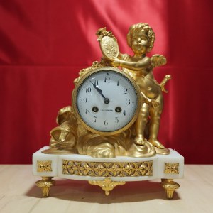 A gilded mercury bronze clock