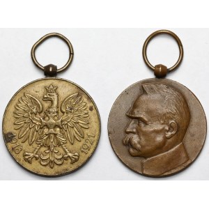 Second Polish Republic, Poland to Its Defender 1918–1921 Medal and Decade of Regained Independence 1918–1928 Medal – set (2 pcs.)