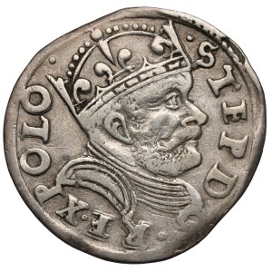 Stefan Batory, Trojak, Poznań 1586 — a crowned shield