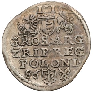 Stefan Batory, Trojak, Poznań 1586 — a crowned shield