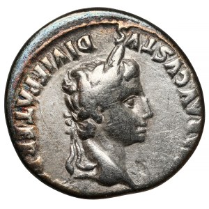 Octavian Augustus (27 pred n. l. – 14 n. l.), denár – vnučky