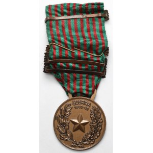 Italy, World War II Medal—with four clasps