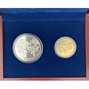2 and 20 zlotych, 2003, Śmigus Dyngus—in a wooden MW box