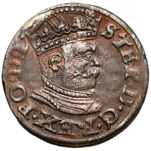 Stefan Batory, Troika Riga 1586