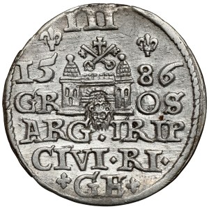 Stefan Batory, Troika Riga 1586