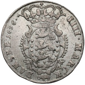 Denmark, Christian V, 4 marks / Crown 1694 CW, Glückstadt